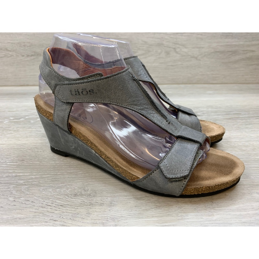 Taos Carousel 2 Leather Wedge Sandals Grey T-Strap EU 39 US 8-8.5